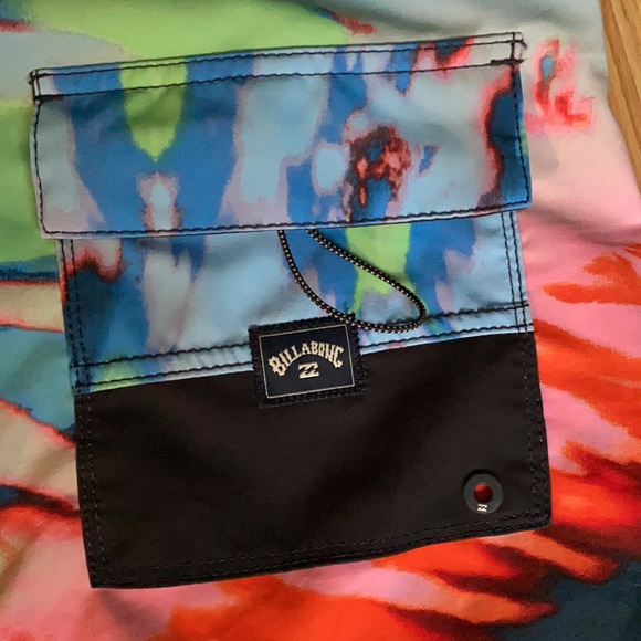 Billabong board shorts - Picture 4 of 4